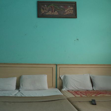Hotel Viren Plaza Агра Экстерьер фото